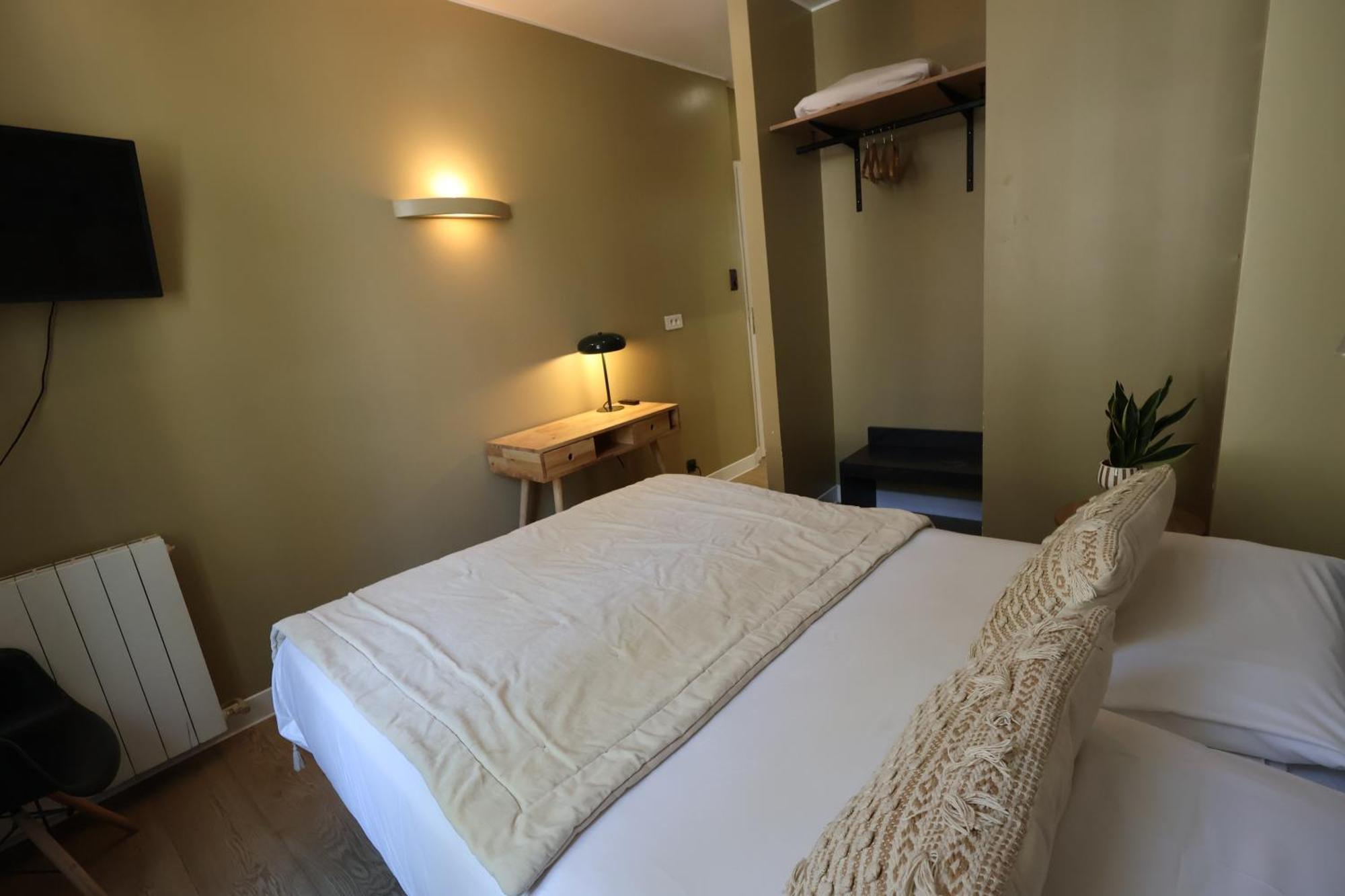 Boutique Azur 2* Marseille